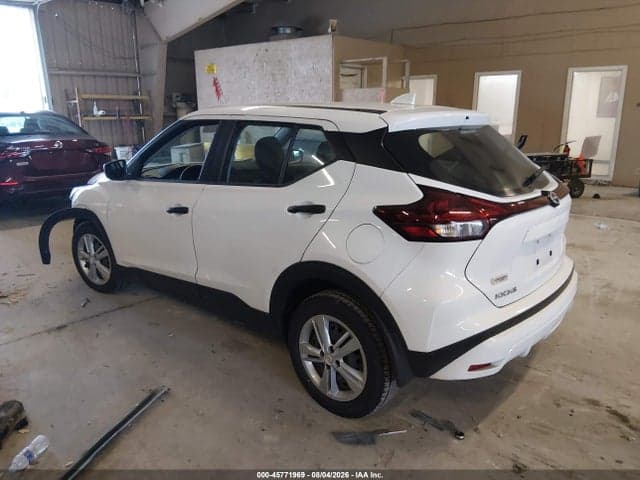 2023 NISSAN KICKS S XTRONIC CVT 3