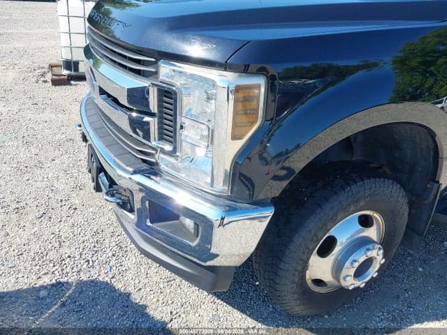 2019 FORD F-350 XLT 16