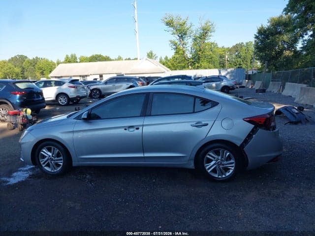 2020 HYUNDAI ELANTRA SEL 14