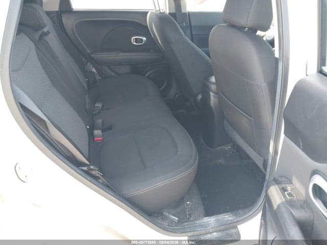 2017 KIA SOUL + 8