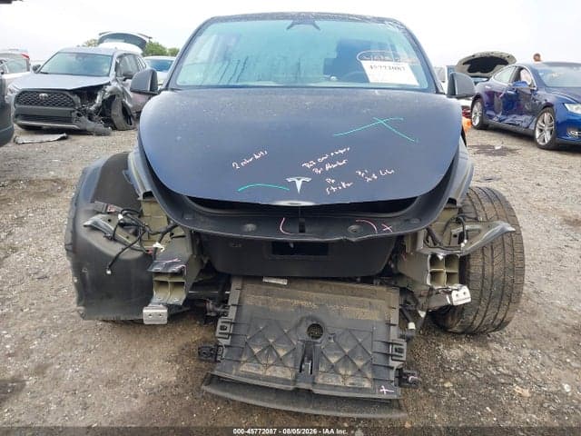 2025 TESLA MODEL Y LONG RANGE DUAL MOTOR REAR-WHEEL DRIVE 13