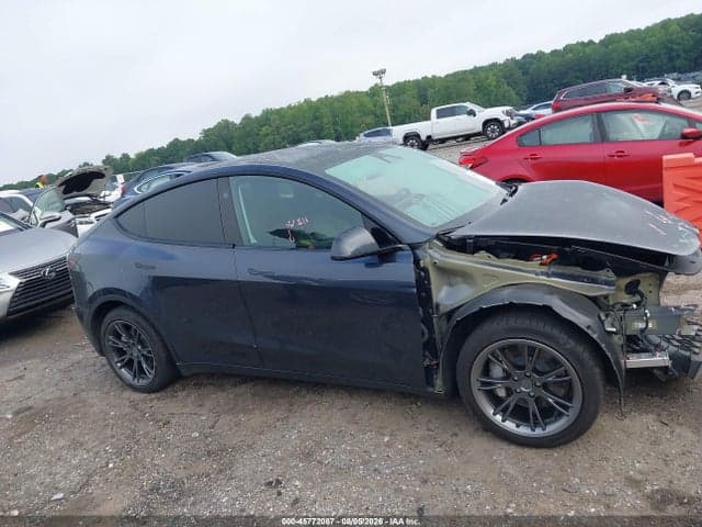 2025 TESLA MODEL Y LONG RANGE DUAL MOTOR REAR-WHEEL DRIVE 14