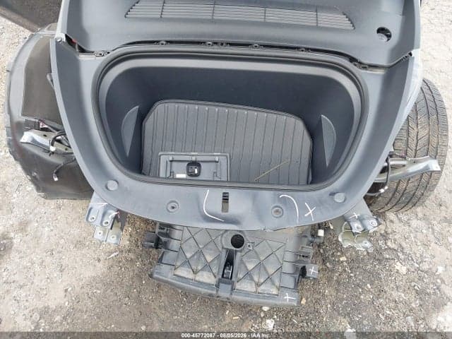 2025 TESLA MODEL Y LONG RANGE DUAL MOTOR REAR-WHEEL DRIVE 10