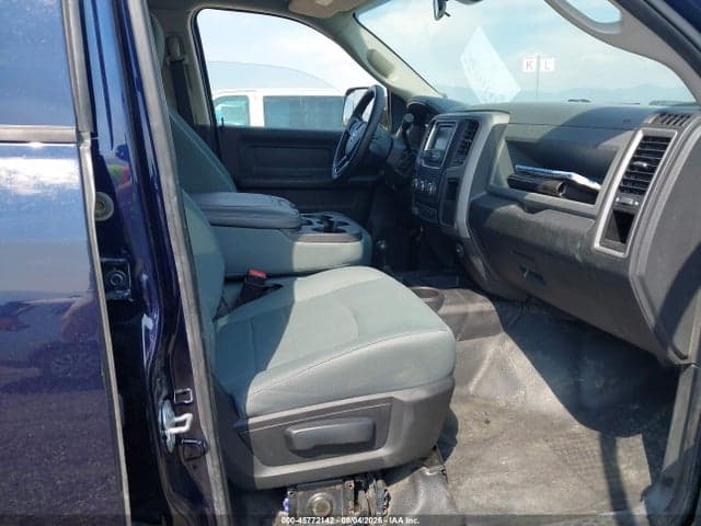 2017 RAM 3500 TRADESMAN 4X4 8' BOX 5