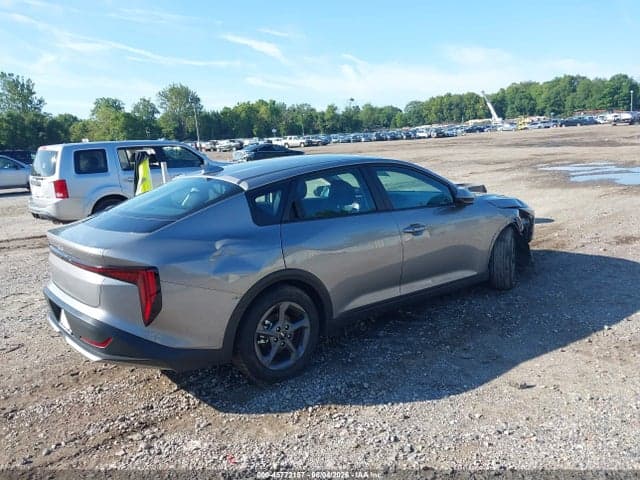 2025 KIA K4 LXS 4