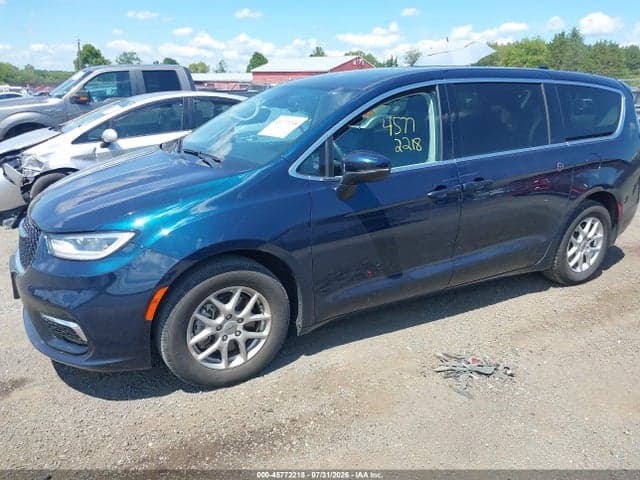 2023 CHRYSLER PACIFICA TOURING L 2