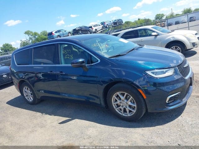 2023 CHRYSLER PACIFICA TOURING L 13