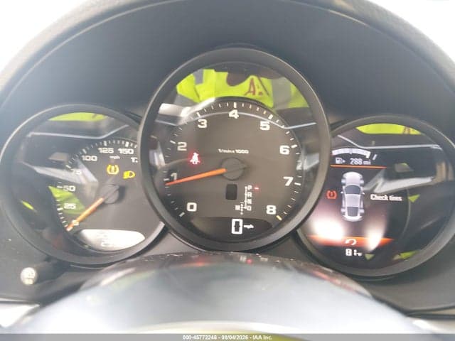 2018 PORSCHE 718 CAYMAN 7