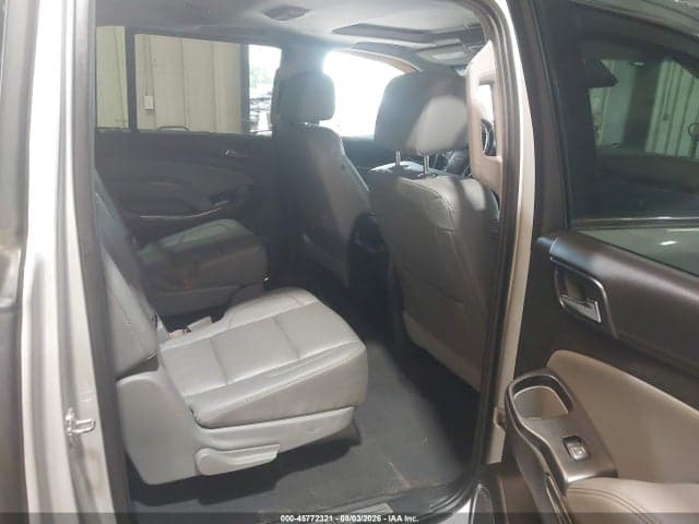 2019 CHEVROLET SUBURBAN LT 8