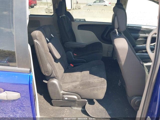 2019 DODGE GRAND CARAVAN SE 8