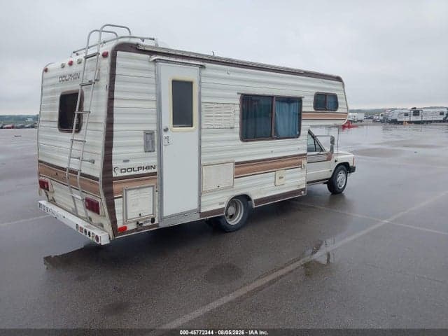 1985 TOYOTA PICKUP COMMERCIAL/CAMPER RN55 4