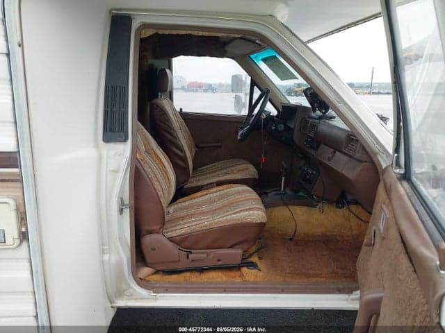 1985 TOYOTA PICKUP COMMERCIAL/CAMPER RN55 5
