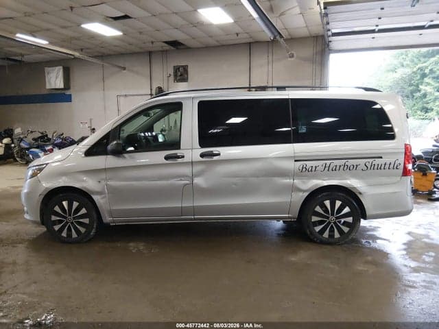 2021 MERCEDES-BENZ METRIS 14