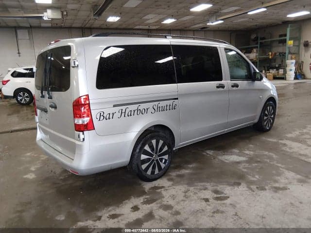 2021 MERCEDES-BENZ METRIS 4