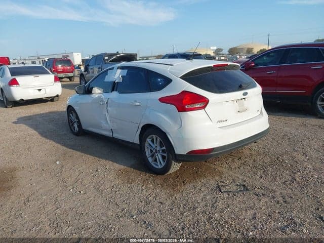 2017 FORD FOCUS SE 3