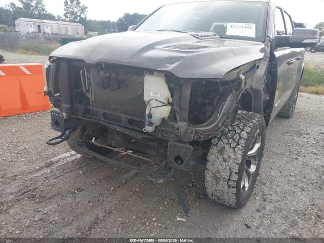 2019 RAM 1500 LARAMIE 6