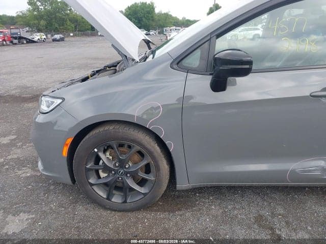 2025 CHRYSLER PACIFICA LIMITED 6