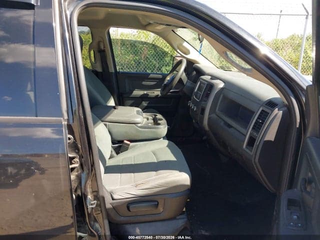 2018 RAM 1500 EXPRESS 4X4 6'4 BOX 5
