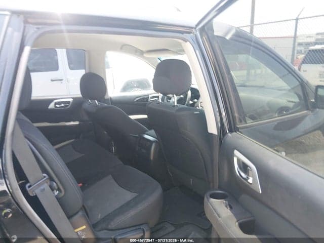 2017 NISSAN PATHFINDER 8