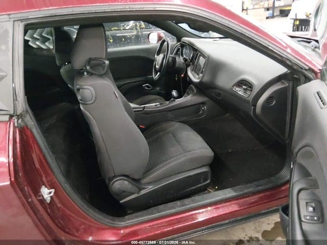 2018 DODGE CHALLENGER SXT 5