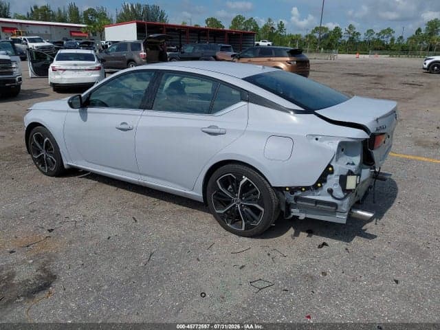 2025 NISSAN ALTIMA SR FWD 3