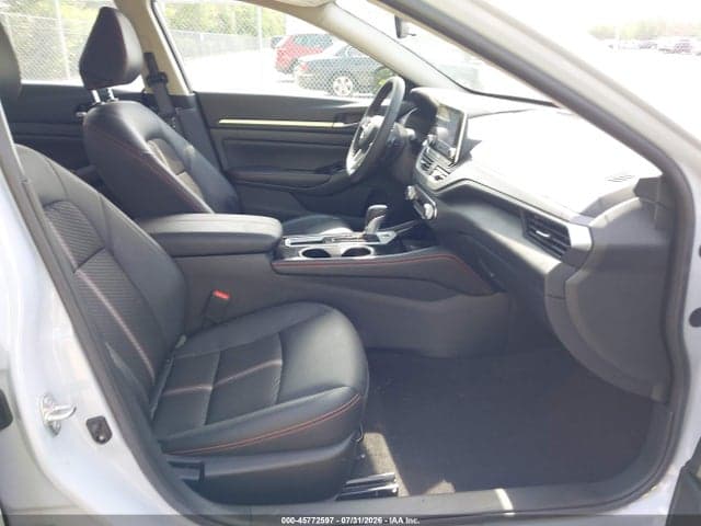 2025 NISSAN ALTIMA SR FWD 5