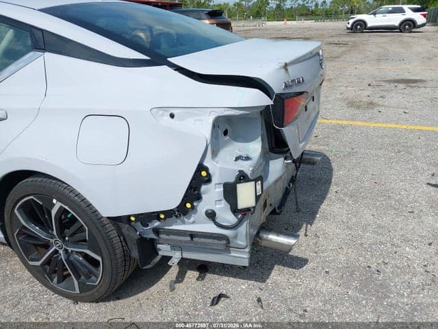 2025 NISSAN ALTIMA SR FWD 6