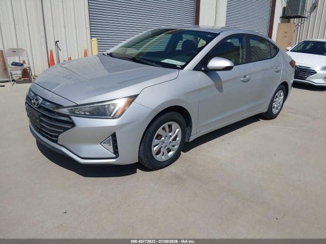 2019 HYUNDAI ELANTRA SE 2