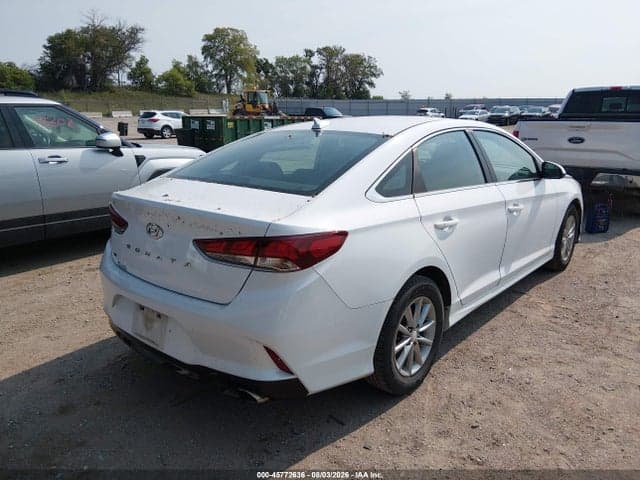 2019 HYUNDAI SONATA SE 4