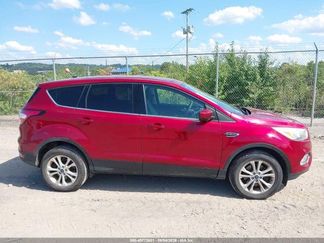 2017 FORD ESCAPE SE 13