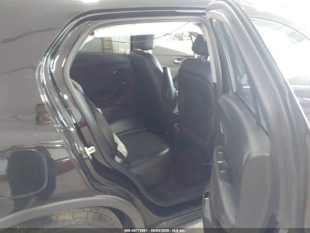2019 CHEVROLET TRAX 1LT 8