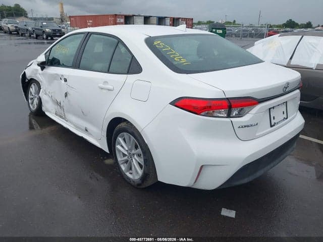 2026 TOYOTA COROLLA LE 3