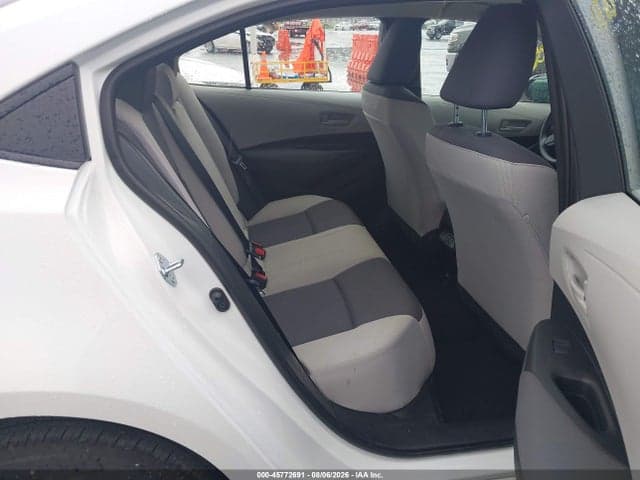 2026 TOYOTA COROLLA LE 8