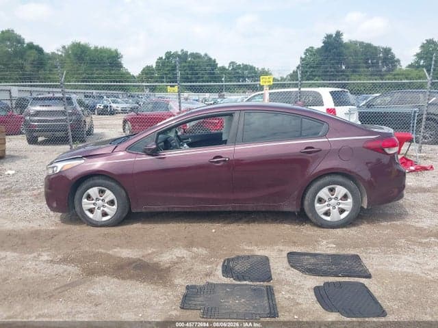 2017 KIA FORTE LX 14