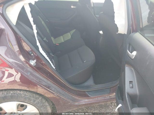 2017 KIA FORTE LX 8