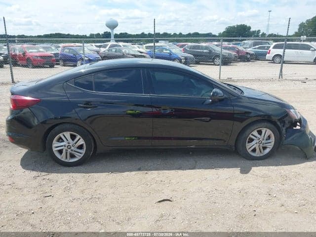 2020 HYUNDAI ELANTRA SEL 12