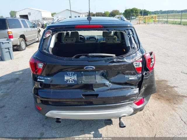 2019 FORD ESCAPE TITANIUM 16