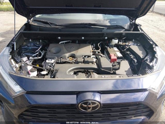 2025 TOYOTA RAV4 XLE 10