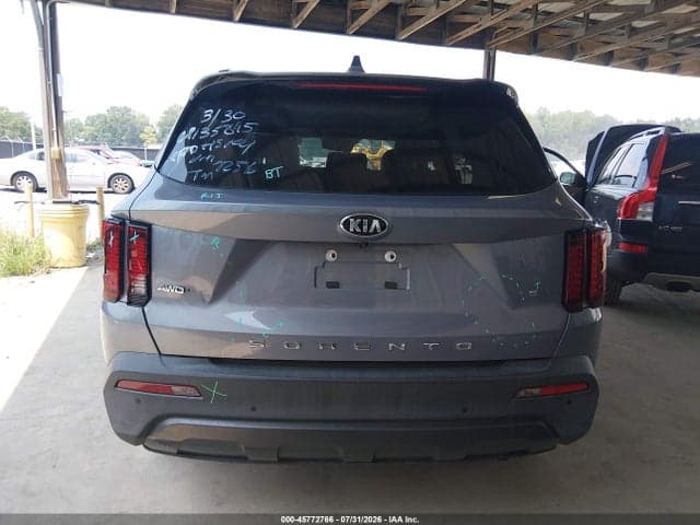 2021 KIA SORENTO S 16