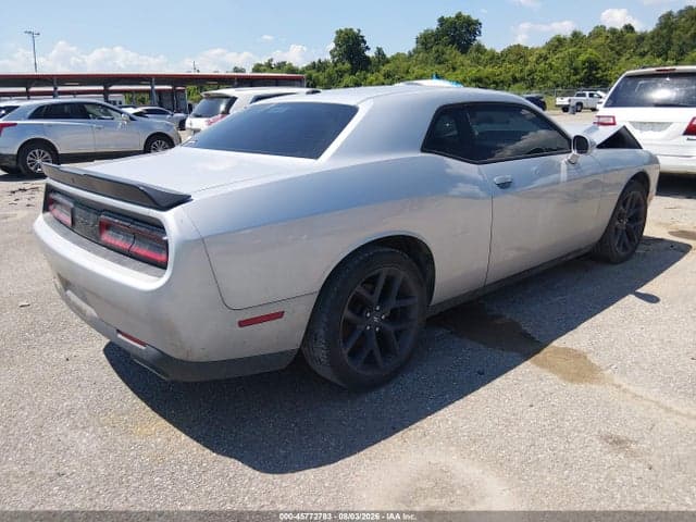 2022 DODGE CHALLENGER SXT 4