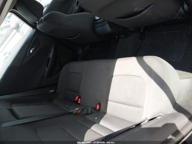2017 CHEVROLET MALIBU LS 8