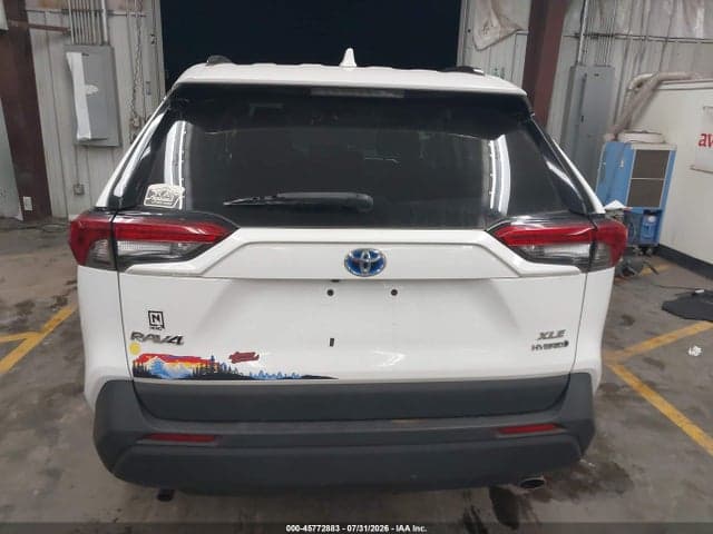 2020 TOYOTA RAV4 HYBRID XLE 16