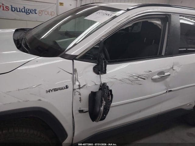 2020 TOYOTA RAV4 HYBRID XLE 6