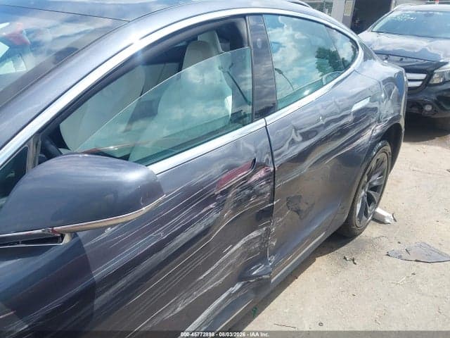2019 TESLA MODEL S 19