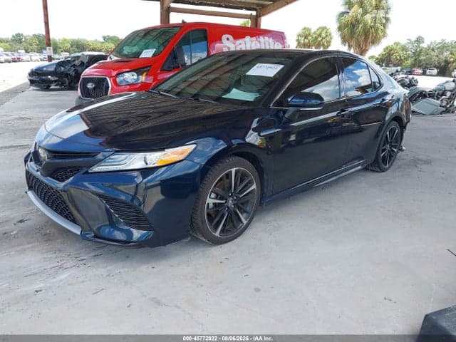 2020 TOYOTA CAMRY XSE 2