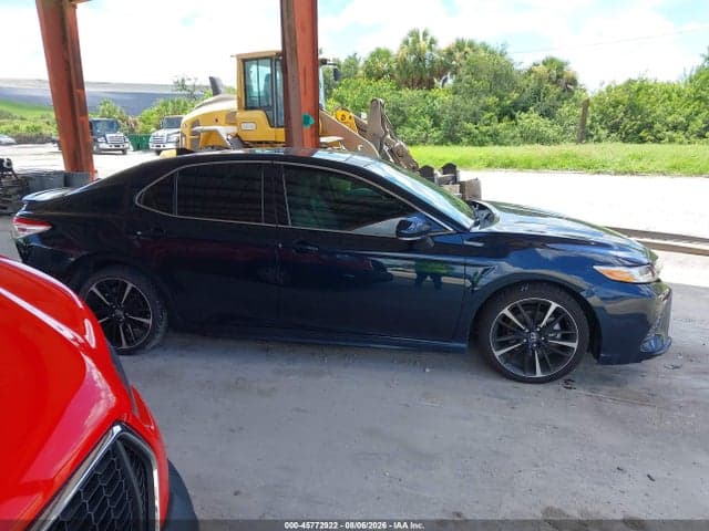 2020 TOYOTA CAMRY XSE 14