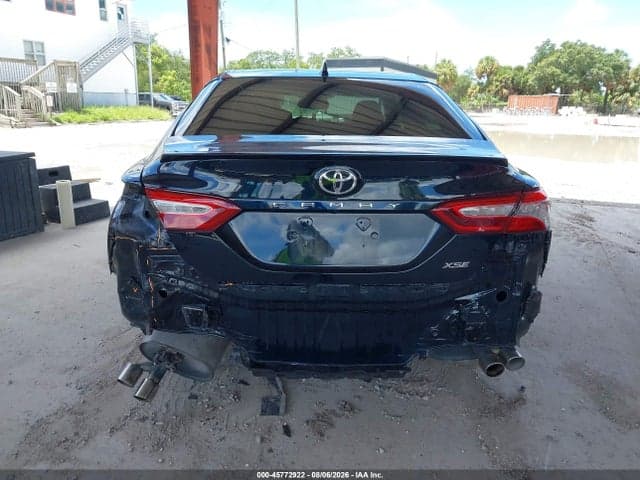 2020 TOYOTA CAMRY XSE 17