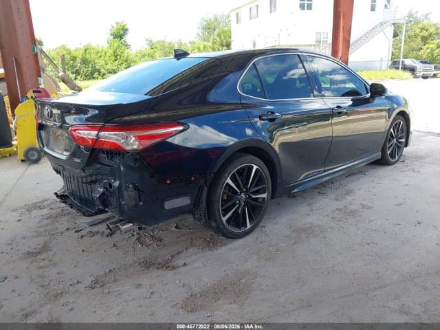 2020 TOYOTA CAMRY XSE 4