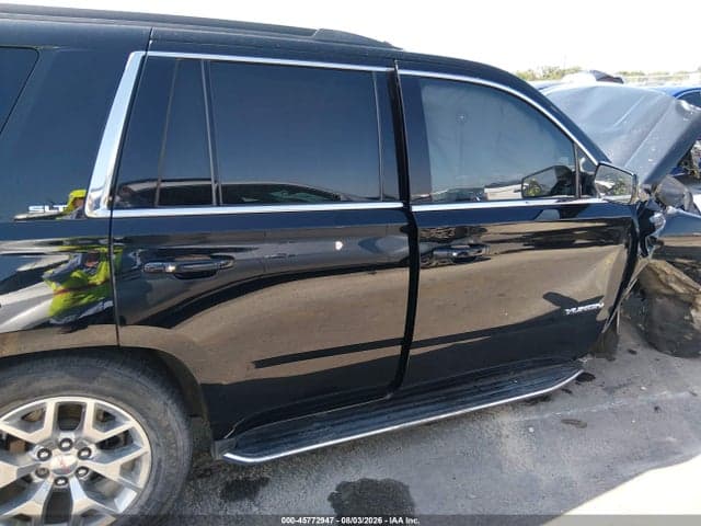 2020 GMC YUKON SLT 14