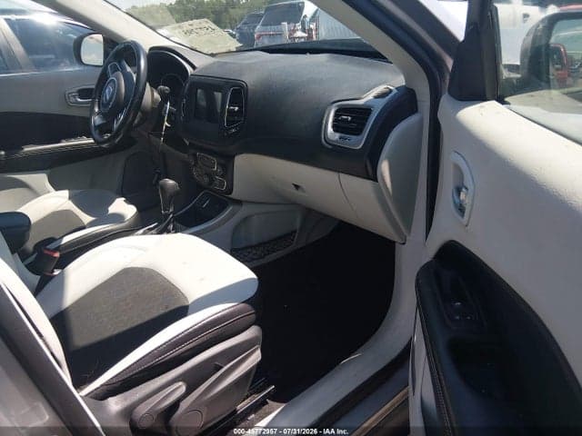 2019 JEEP COMPASS SUN AND WHEEL FWD 5